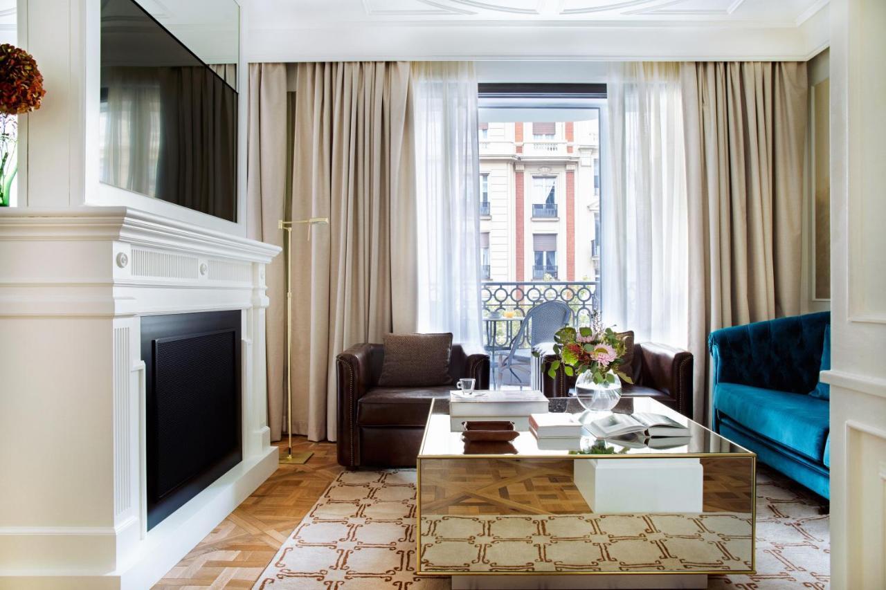 Bless Hotel Madrid - The Leading Hotels Of The World المظهر الخارجي الصورة A living room in a suite at the Mandarin Oriental, Paris