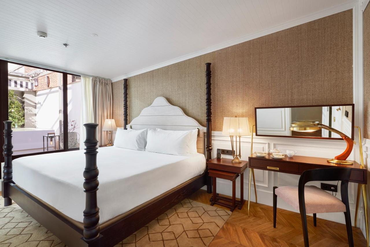 Bless Hotel Madrid - The Leading Hotels Of The World المظهر الخارجي الصورة A bedroom at the hotel