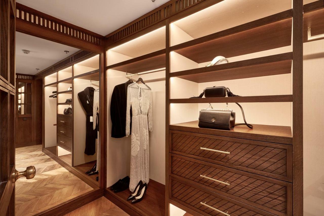 Bless Hotel Madrid - The Leading Hotels Of The World المظهر الخارجي الصورة A walk-in closet